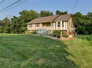 8115 Spring Valley Rd, Raytown, MO 64138