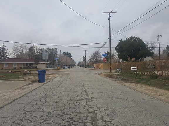 4th image of 10108 E Avenue S14
