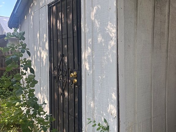 4th image of 751 Porter St