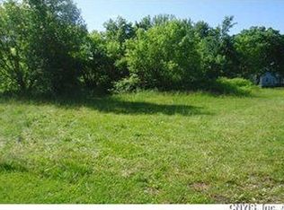 7446 Sandy Hatch Rd, Chittenango, NY 13037