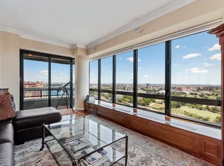 530 East 76th Street 25G image 1 of 6