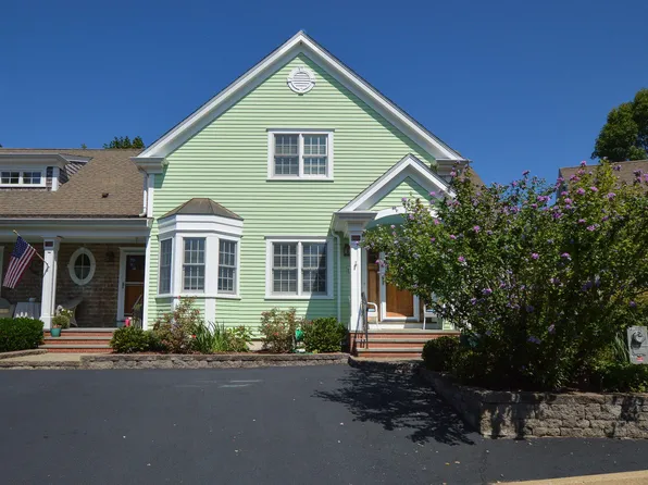 480 Main Street #12U, Falmouth, MA 02540