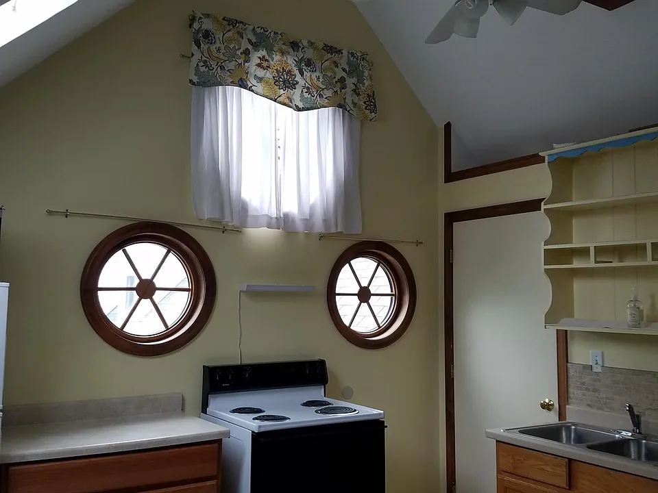 Ceiling fan