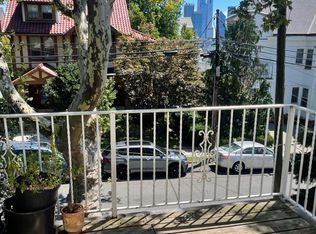 31 King Ave FLOOR 2, Weehawken, NJ 07086