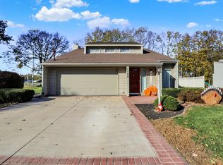 1109 S Buckingham Rd, Yorktown, IN 47396