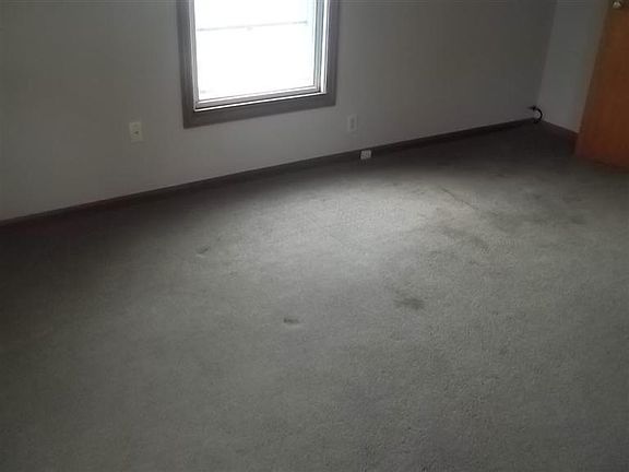 4th image of 5009 Wire Dr