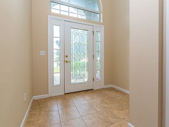 5th image of 1304 Cedar Isle Ct
