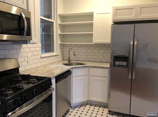 68 Gardner Ave APT 1, Jersey City, NJ 07304