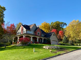 1830 Alpine Pl, Onalaska, WI 54650