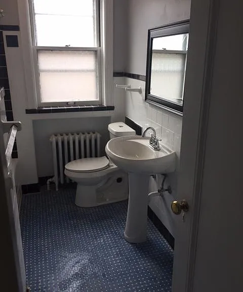 good sized bathroom
