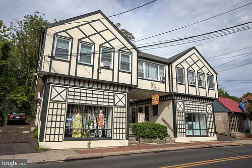 129 S Main St #A Photo 1