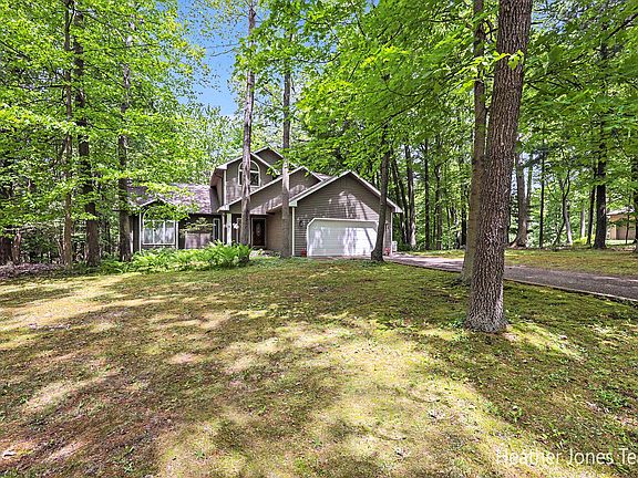 5th image of 10288 Hathaway Dr