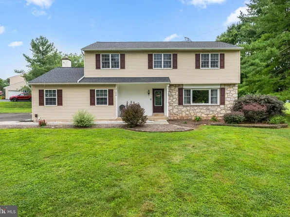 2148 Pheasant Hill Rd, Lansdale, PA 19446