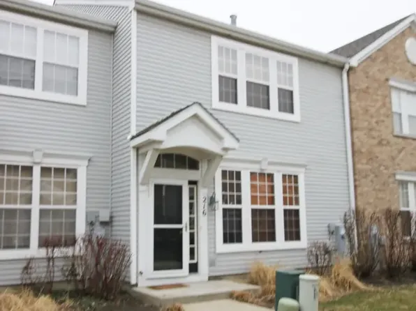 216 Springbrook Trl S, Oswego, IL 60543