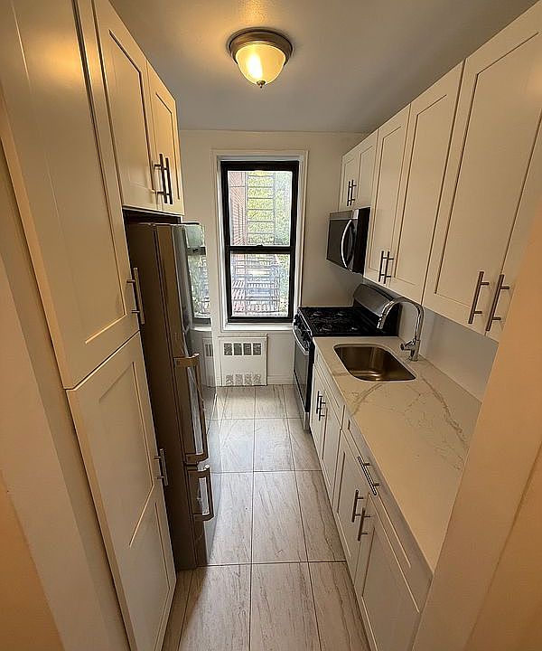 1st image of 6309 108th St APT 3A