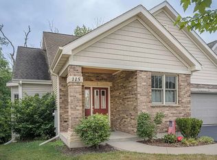 115 Olde Maple Ct, Galena, IL 61036