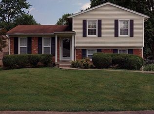 2907 N Melrose Dr, Jeffersontown, KY 40299