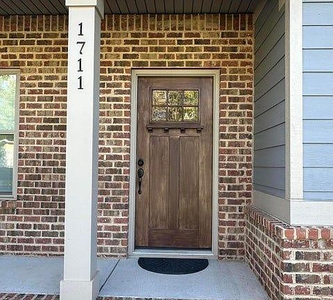 3rd image of 1711 Clayton Dr