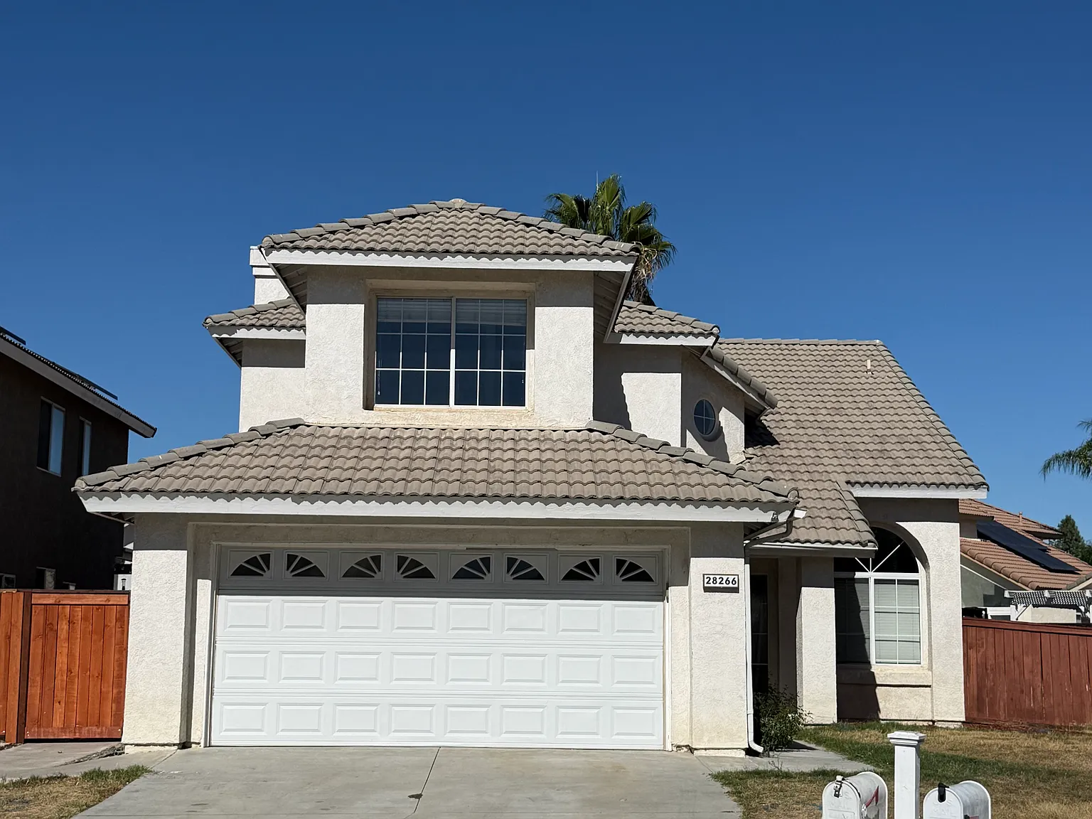 3 bed, 2.5 bath, 1746 sqft, $2,900 — Photo 2