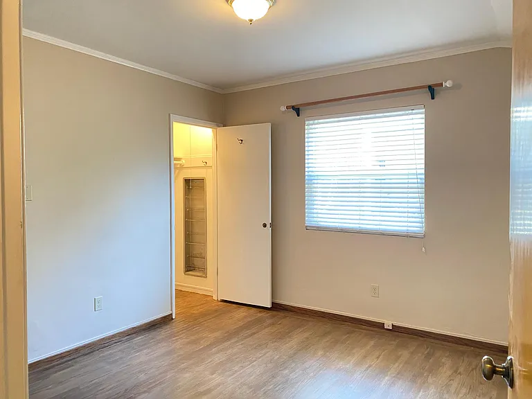 128 Poplar Ave — Photo 18