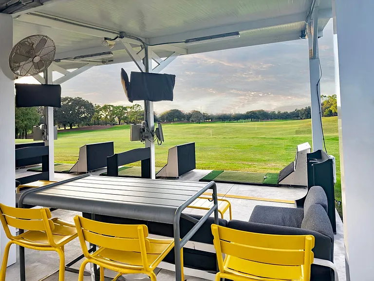 Building's Lounge