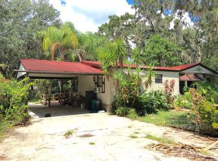 137 Rivershore Dr, San Mateo, FL 32187