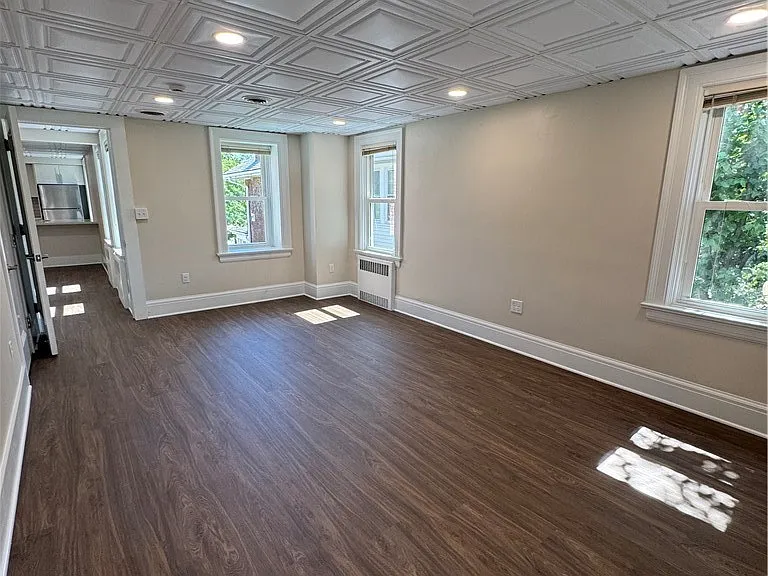 77 W Humboldt Pkwy #B — Photo 10