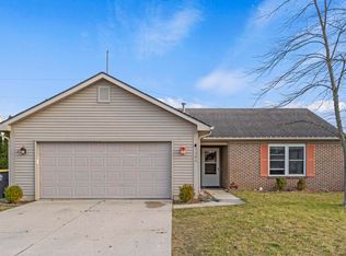 3206 Foxcroft Dr, Fort Wayne, IN 46808