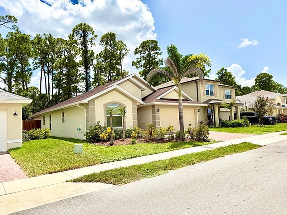4th image of 9553 Seaspray Dr