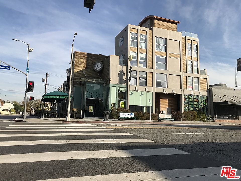 1st image of 600 S La Brea Ave #4