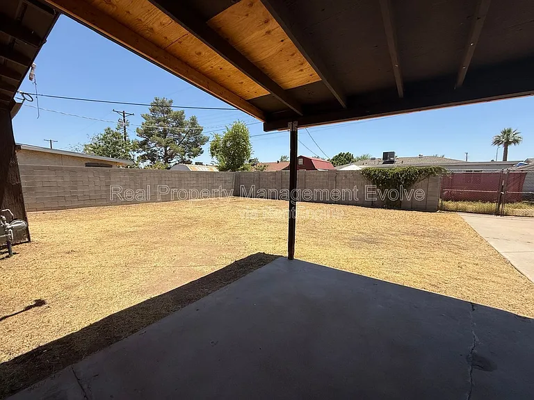 4021 W Berridge Ln — Photo 19