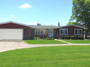 13935 Medina Rd, Hudson, MI 49247