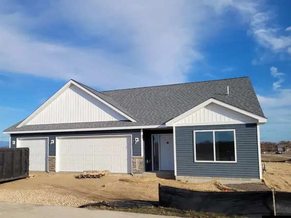 1001 Cook St, Saint Peter, MN 56082