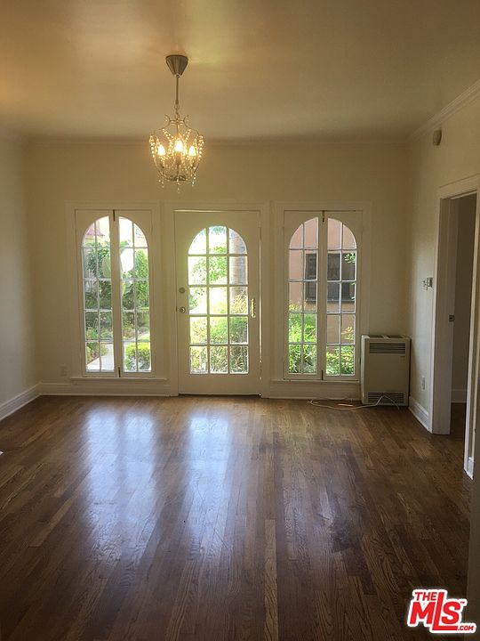 1st image of 5327 Loma Linda Ave