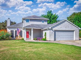 202 Spotted Fawn Dr, Hutto, TX 78634