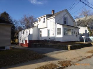 64 Maple Ave, New London, CT 06320
