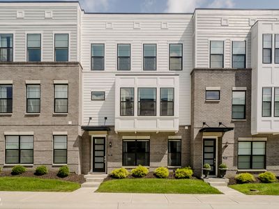 9732 Junction Sta, Fishers, IN, 46037