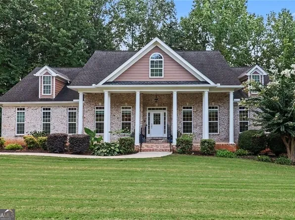 5453 Copper Creek Rd, Flowery Branch, GA 30542