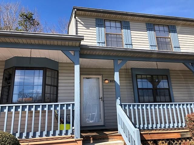 1st image of 802 Goose Ridge Dr