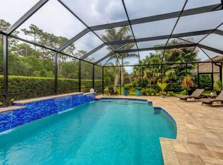 8204 Larkspur Cir, Sarasota, FL 34241