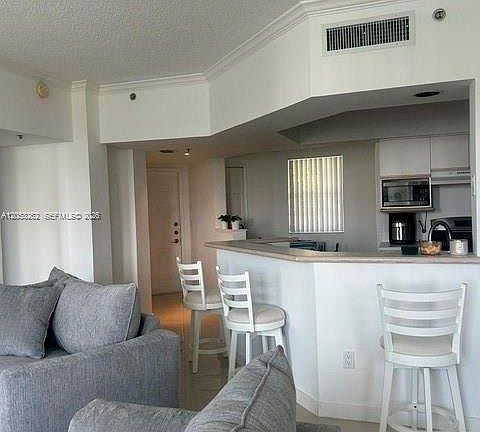 4th image of 3215 NE 184th St APT 14406
