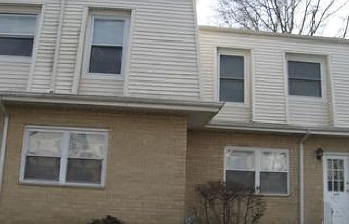 2nd image of 97C White St