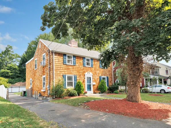 136 Henderson Road, Fairfield, CT 06824