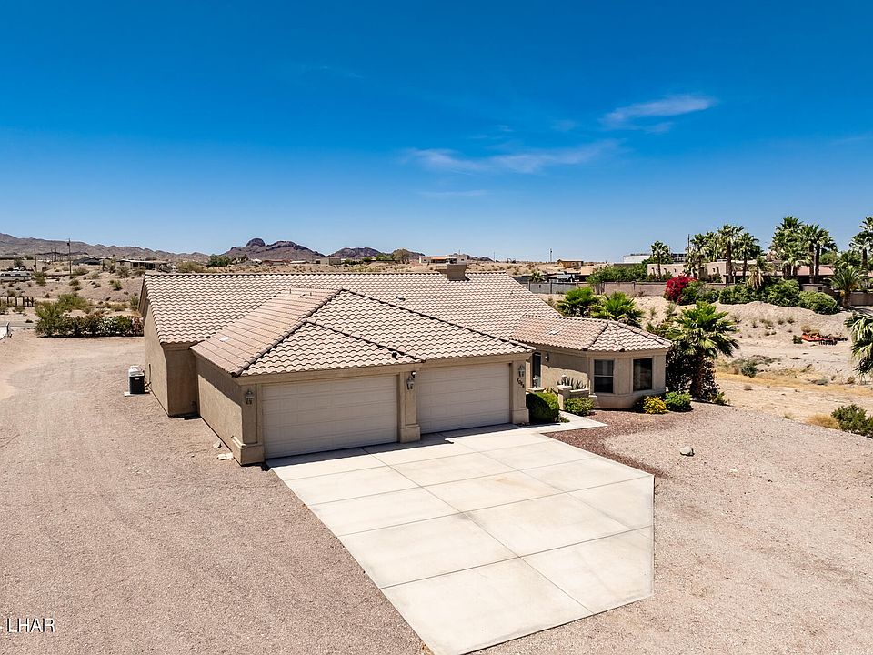 1st image of 4066 E Heights Blvd