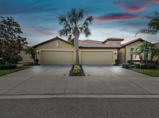 314 Mystic Falls Dr, Apollo Beach, FL 33572
