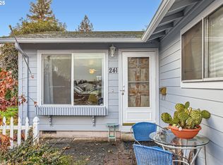 241 SE 3rd Ave, Canby, OR 97013
