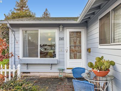 241 SE 3rd Ave, Canby, OR, 97013