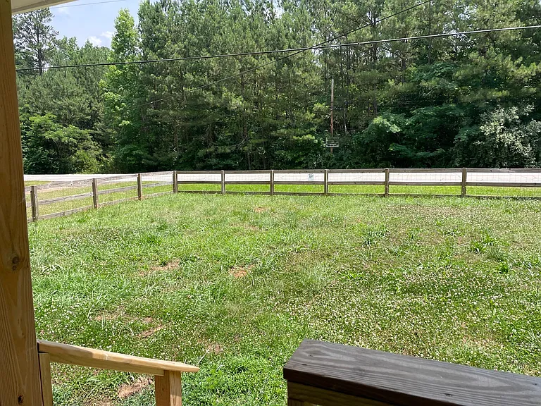 715 Corinth Rd — Photo 5