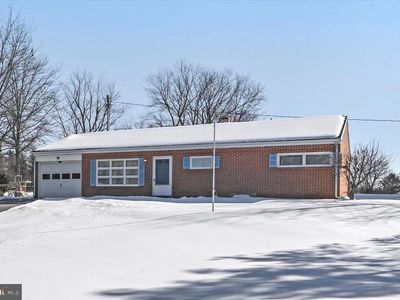 921 Skylight Dr, York, PA, 17402