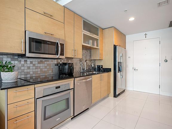 3rd image of 60 SW 13th St APT 4408